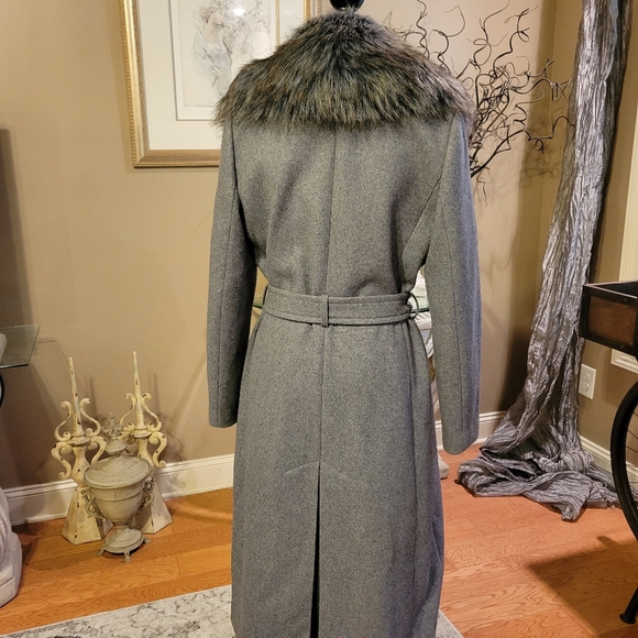BCBG Max Azria Full Length Wool Blend Coat with Faux Fur Collar - Picture 12 of 17